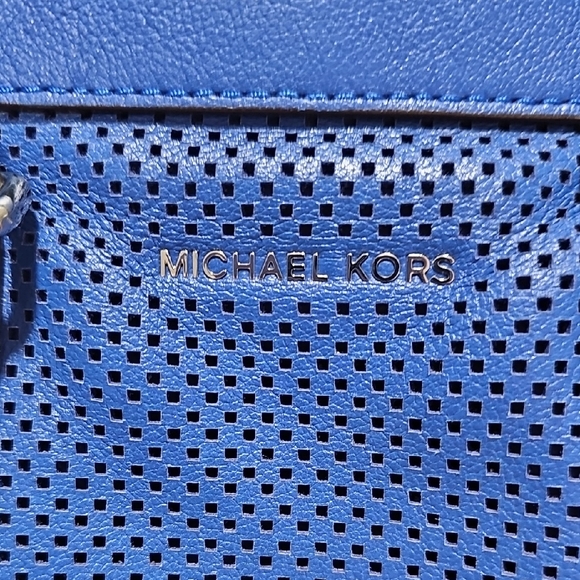 Michael Kors Large Libby Royal Blue Perforated Bag - Picture 1 of 13
